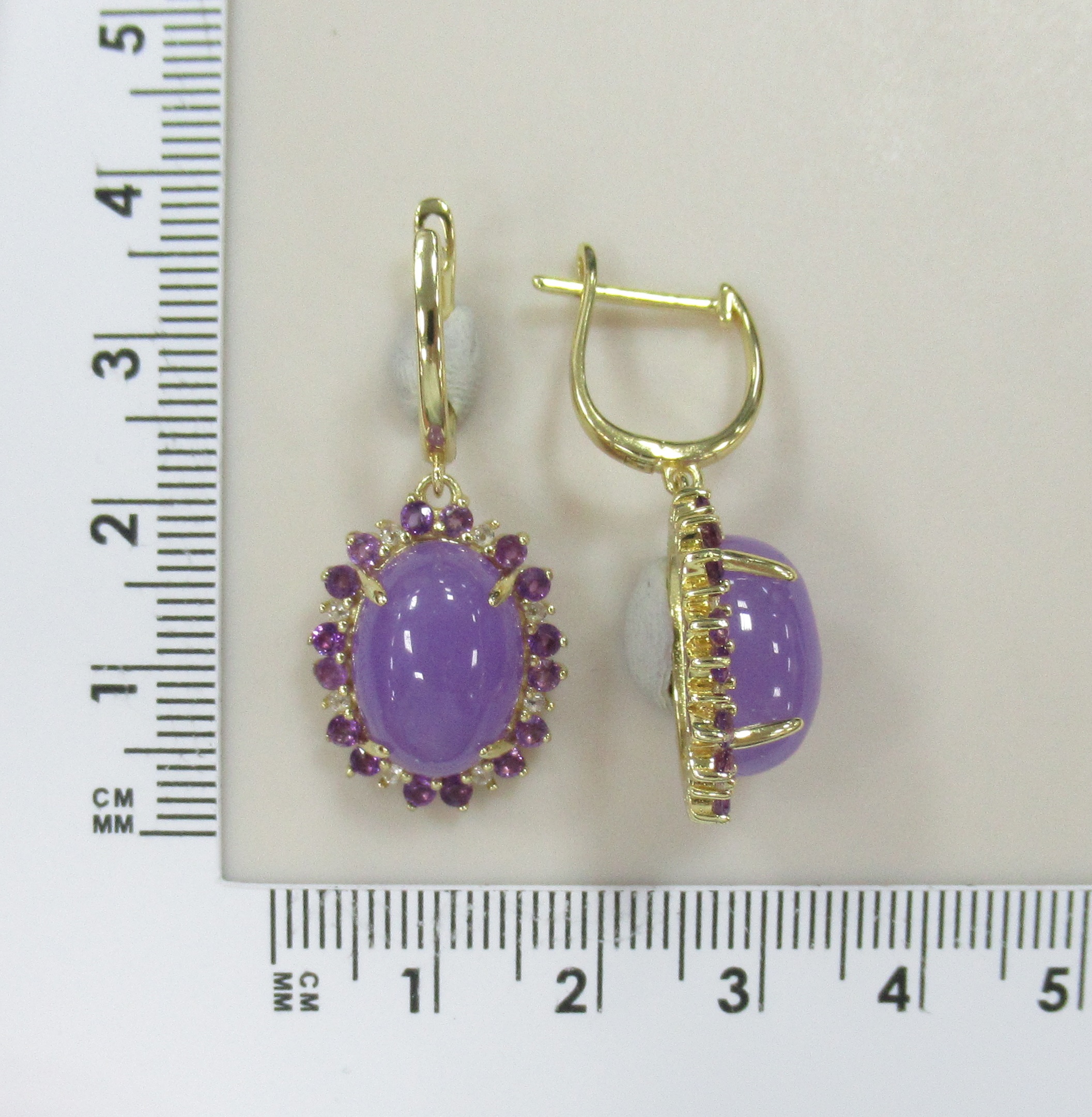 Серебряные серьги с лавандовыми жадеитами